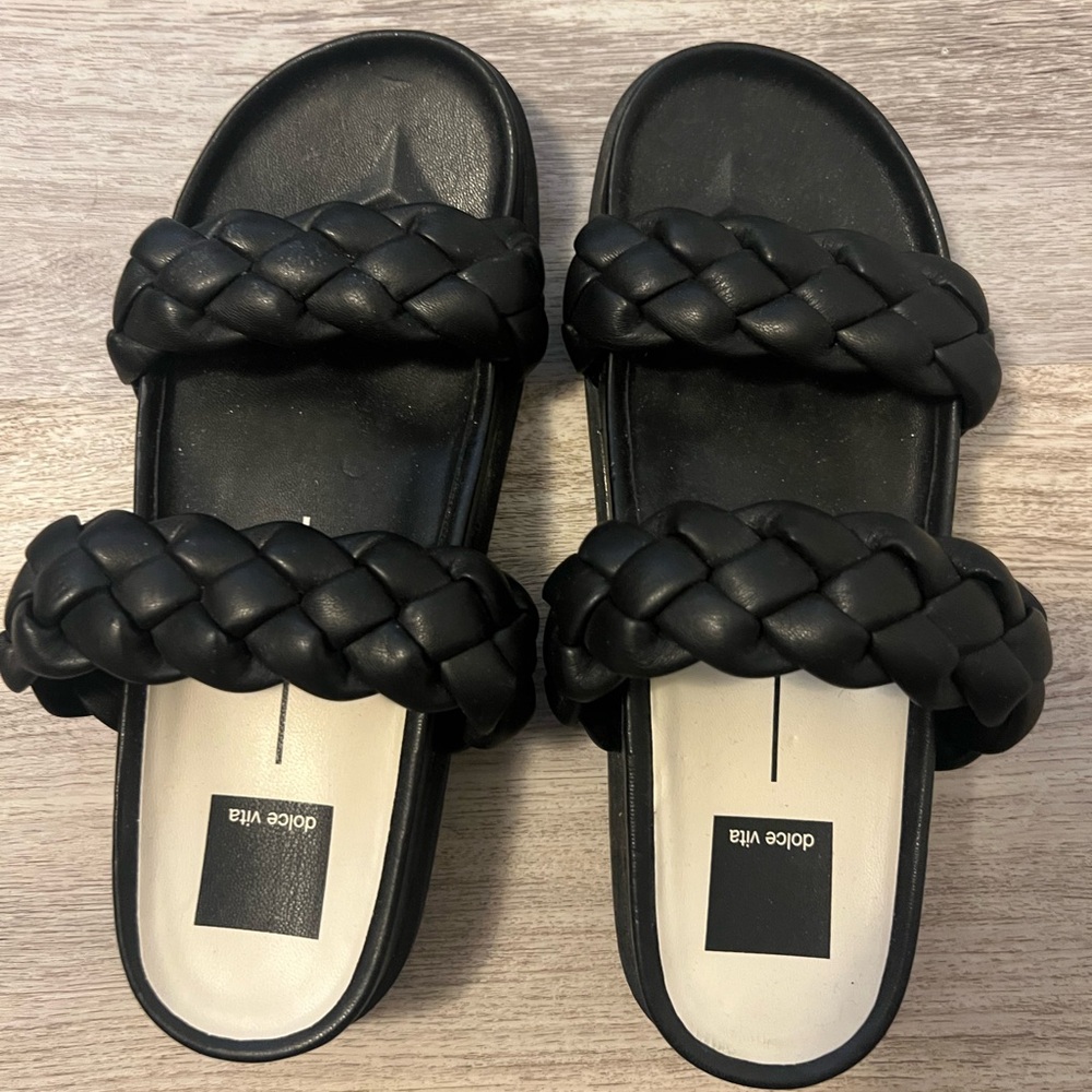 Dolce Vita Black Textured Sole Sandals